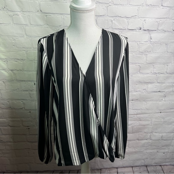 White House Black Market Striped Top Medium - Picture 1 of 7